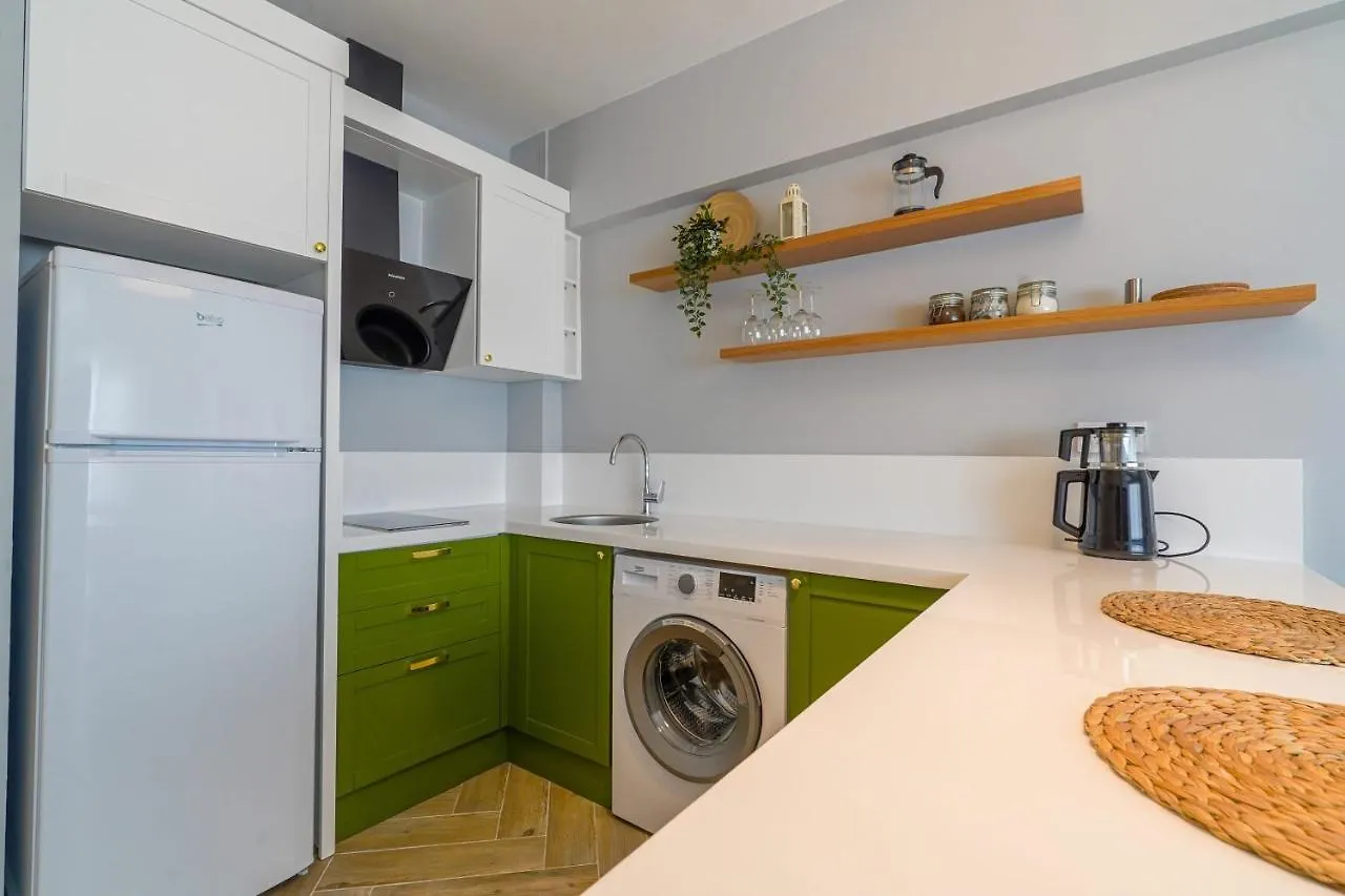 Apartment Central Flat Near Beach In Muratpasa Antalya